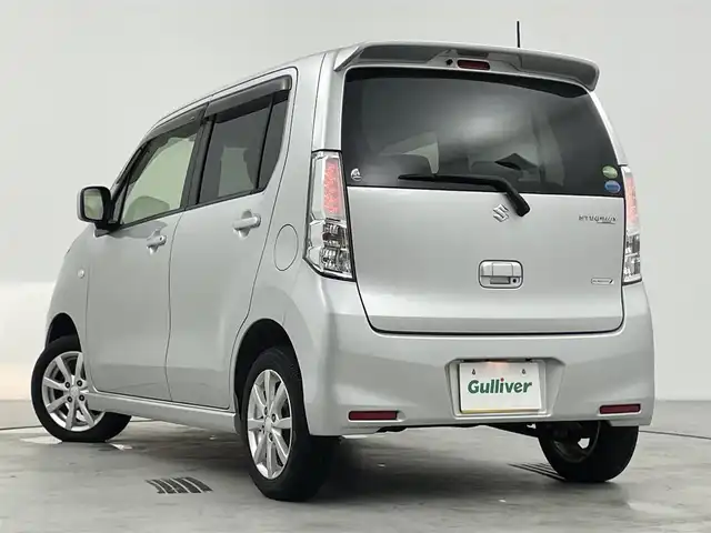 スズキ ワゴンＲ スティングレー X 愛知県 2013(平25)年 5万km シルキーシルバーメタリック /禁煙車//エクリプスナビ//ワンセグTV//HIDヘッドライト//フロントフォグランプ//ベンチシート//ISOFIX対応//純正14インチアルミホイール//社外フロアマット//純正ドアバイザー//革巻きステアリング//プッシュスタート//電動格納ミラー//アイドリングストップ//ABS