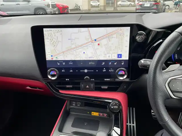 レクサス ＮＸ 350h Fスポーツ 神奈川県 2023(令5)年 1.1万km ホワイトノーヴァガラスフレーク ワンオーナー/パノラマルーフ/赤/黒革シート/デジタルインナーミラー/HUD/ワイヤレス充電/純正メモリーナビ・地デジTV/純正USB/BT/Miracast/パノラマモニター/ビルトインETC2.0/前後ドライブレコーダー/レクサスセーフティシステム+/レーダークルーズコントロール/PCS/LDA/BSM/CTA/PKSB/RSA/純正20インチAW/オレンジキャリパー/LEDライト/LEDフォグ/パワーバックドア/ルーフレール/コーナーセンサー/後席電動格納スイッチ/前席パワーシート/シートヒーター/エアシート/ステアリングヒーター/パドルシフト/プッシュスタート/スマートキー×2/カードキー×1/R5/6/7年ディーラー整備記録/保証書・取説あり