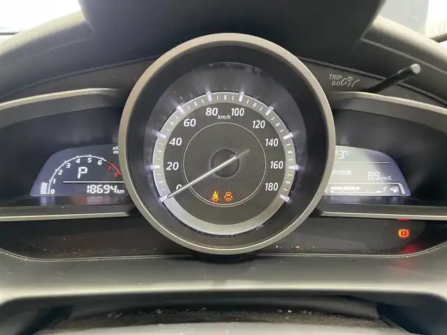 マツダ デミオ 13S 鹿児島県 2016(平28)年 1.9万km ソウルレッドプレミアムメタリック ナビ/(フルセグTV/Bluetooth/DVD/CD)/バックカメラ/前席シートヒーター/衝突軽減ブレーキ/横滑り防止/LEDヘッドライト/純正フロアマット/ドアバイザー/電動格納ミラー/アイドリングストップ/スマートキー/プッシュスタート