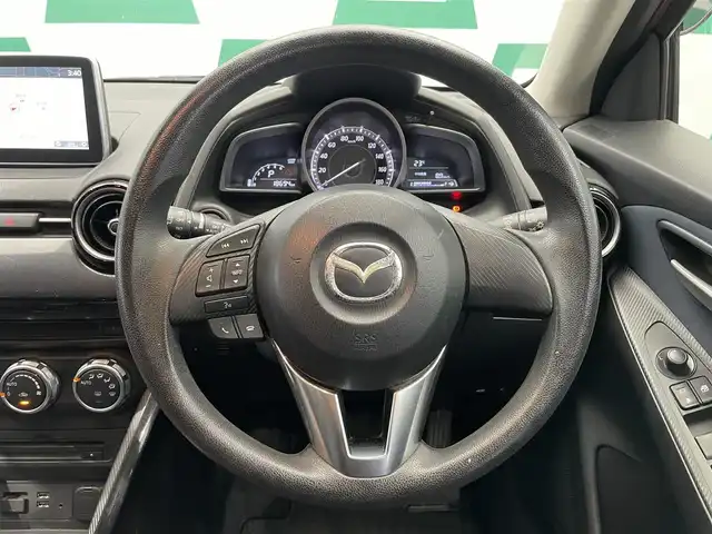 マツダ デミオ 13S 鹿児島県 2016(平28)年 1.9万km ソウルレッドプレミアムメタリック ナビ/(フルセグTV/Bluetooth/DVD/CD)/バックカメラ/前席シートヒーター/衝突軽減ブレーキ/横滑り防止/LEDヘッドライト/純正フロアマット/ドアバイザー/電動格納ミラー/アイドリングストップ/スマートキー/プッシュスタート