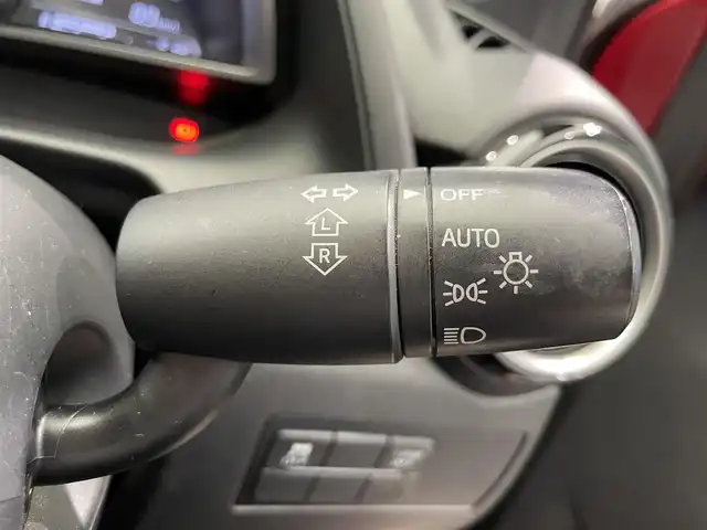 マツダ デミオ 13S 鹿児島県 2016(平28)年 1.9万km ソウルレッドプレミアムメタリック ナビ/(フルセグTV/Bluetooth/DVD/CD)/バックカメラ/前席シートヒーター/衝突軽減ブレーキ/横滑り防止/LEDヘッドライト/純正フロアマット/ドアバイザー/電動格納ミラー/アイドリングストップ/スマートキー/プッシュスタート