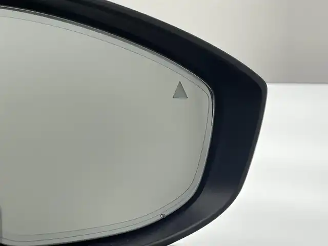 マツダ マツダ３ファストバック 20S Lパッケージ 愛知県 2020(令2)年 6.1万km ジェットブラックマイカ 純正ナビ　フルセグＴＶ　全方位カメラ　禁煙　ＤＶＤ　黒革　シートヒーター　前後ドラレコ　ＢＳＭ　ＨＵＤ　ＵＳＢ　ＨＤＭＩ　衝突軽減　追従クルコン　コーナーセンサー　ＬＥＤオートライト　ハンドルヒーター