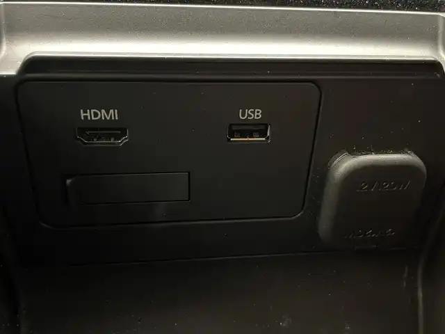 マツダ マツダ３ファストバック 20S Lパッケージ 愛知県 2020(令2)年 6.1万km ジェットブラックマイカ 純正ナビ　フルセグＴＶ　全方位カメラ　禁煙　ＤＶＤ　黒革　シートヒーター　前後ドラレコ　ＢＳＭ　ＨＵＤ　ＵＳＢ　ＨＤＭＩ　衝突軽減　追従クルコン　コーナーセンサー　ＬＥＤオートライト　ハンドルヒーター