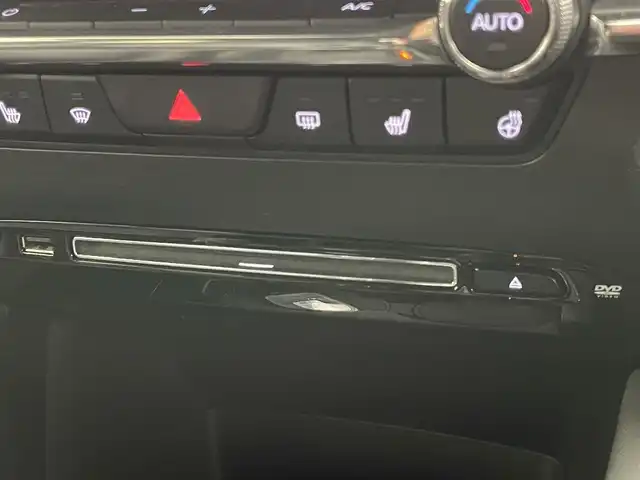 マツダ マツダ３ファストバック 20S Lパッケージ 愛知県 2020(令2)年 6.1万km ジェットブラックマイカ 純正ナビ　フルセグＴＶ　全方位カメラ　禁煙　ＤＶＤ　黒革　シートヒーター　前後ドラレコ　ＢＳＭ　ＨＵＤ　ＵＳＢ　ＨＤＭＩ　衝突軽減　追従クルコン　コーナーセンサー　ＬＥＤオートライト　ハンドルヒーター