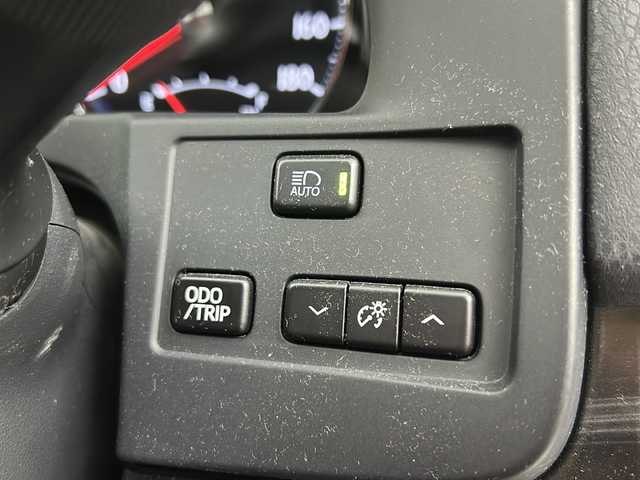 トヨタ クラウン ハイブリッド アスリート 福島県 2016(平28)年 6.6万km ホワイトパールクリスタルシャイン /禁煙車//純正8型ナビ/フルセグＴＶ・CD・DVD・BT・MSV//レーダークルーズコントロール//オートハイビーム//バックカメラ//ＬＥＤライト//ステリングヒーター//ビルトインＥＴＣ//プリクラッシュセーフティ//シートヒーター//ステアリングリモコン//リアエアロ・リアスポイラー//スマートキー