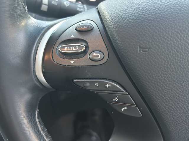 日産 フーガ ハイブリッド VIP 沖縄県 2015(平27)年 4.6万km ブラックパール ナビ　/（ＡＭ／ＦＭ／ＣＤ／ＤＶＤ／ＢＴ）/全方位カメラ　/衝突防止軽減装置　/ＥＴＣ　/パワーシートＤ／Ｎ席　/シートヒーター、エアシートＤ／Ｎ席　/前後コーナーセンサー　/純正フロアマット　/横滑り防止機能