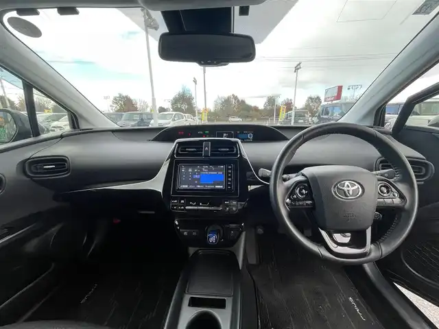 トヨタ プリウス SセーフティプラスⅡ 栃木県 2020(令2)年 11.4万km アティチュードブラックマイカ ワンオーナー/トヨタセーフティセンス/純正メモリナビ/フルセグTV/DVD/Bluetooth/MSV/バックカメラ/ビルトインETC/スマートキー/スペアキー/プッシュEｇスタート/レーダークルーズコントロール/クリアランスソナー/LEDヘッドライト/フォグランプ/オートハイビーム/純正AW+WCP+サマータイヤ積込/サイド/カーテンエアバッグ/保証書/取説
