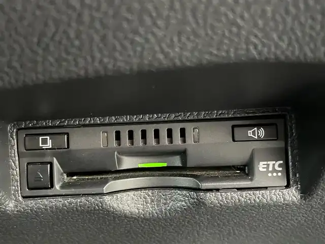 トヨタ プリウス SセーフティプラスⅡ 栃木県 2020(令2)年 11.4万km アティチュードブラックマイカ ワンオーナー/トヨタセーフティセンス/純正メモリナビ/フルセグTV/DVD/Bluetooth/MSV/バックカメラ/ビルトインETC/スマートキー/スペアキー/プッシュEｇスタート/レーダークルーズコントロール/クリアランスソナー/LEDヘッドライト/フォグランプ/オートハイビーム/純正AW+WCP+サマータイヤ積込/サイド/カーテンエアバッグ/保証書/取説