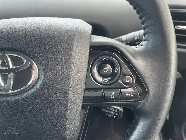 トヨタ プリウス SセーフティプラスⅡ 栃木県 2020(令2)年 11.4万km アティチュードブラックマイカ ワンオーナー/トヨタセーフティセンス/純正メモリナビ/フルセグTV/DVD/Bluetooth/MSV/バックカメラ/ビルトインETC/スマートキー/スペアキー/プッシュEｇスタート/レーダークルーズコントロール/クリアランスソナー/LEDヘッドライト/フォグランプ/オートハイビーム/純正AW+WCP+サマータイヤ積込/サイド/カーテンエアバッグ/保証書/取説