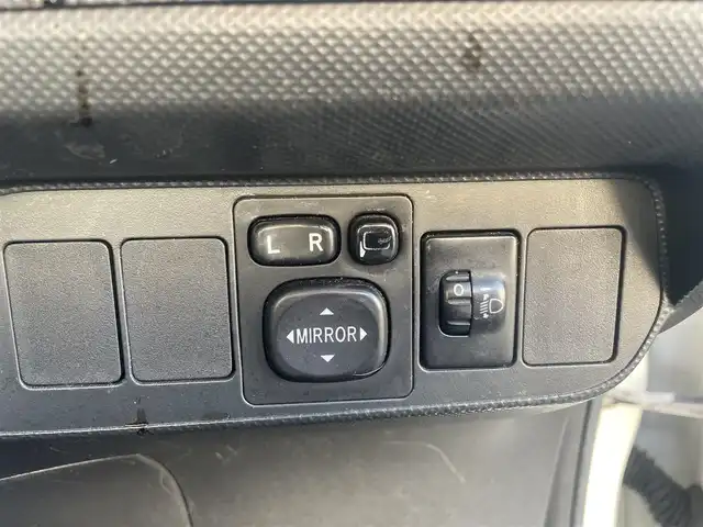 トヨタ オーリス 150X Mパッケージ 神奈川県 2009(平21)年 10.3万km ホワイトパールクリスタルシャイン 純正ナビ/ワンセグTV/BT/AUX/CD/FM/AM/ＡＡＣ/ＥＴＣ/ＩＳＯＦＩＸ/電動格納ミラー/ヘッドライトレベライザー/社外ＡＷ１５インチ