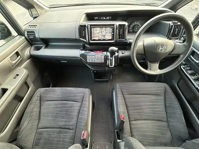 ホンダ ステップワゴン L 東京都 2011(平23)年 5.2万km ポリッシュドメタルメタリック Gathersインターナビ/・フルセグTV/DVD/バックカメラ/15インチModuloアルミホイール/スマートキーシステム（2本）/両側パワースライドドア/ビルトインETC/取扱説明書/保証書