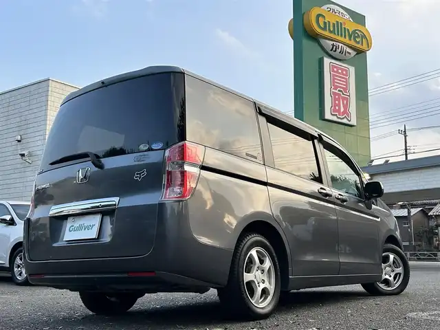 ホンダ ステップワゴン L 東京都 2011(平23)年 5.2万km ポリッシュドメタルメタリック Gathersインターナビ/・フルセグTV/DVD/バックカメラ/15インチModuloアルミホイール/スマートキーシステム（2本）/両側パワースライドドア/ビルトインETC/取扱説明書/保証書