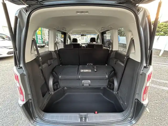 ホンダ ステップワゴン L 東京都 2011(平23)年 5.2万km ポリッシュドメタルメタリック Gathersインターナビ/・フルセグTV/DVD/バックカメラ/15インチModuloアルミホイール/スマートキーシステム（2本）/両側パワースライドドア/ビルトインETC/取扱説明書/保証書