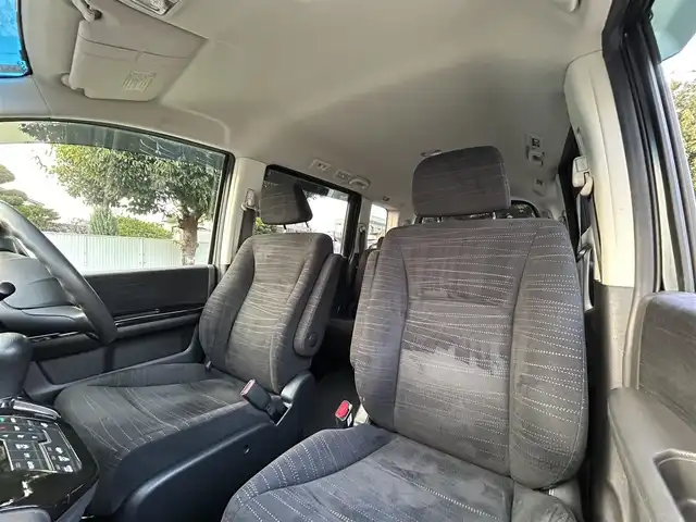 ホンダ ステップワゴン L 東京都 2011(平23)年 5.2万km ポリッシュドメタルメタリック Gathersインターナビ/・フルセグTV/DVD/バックカメラ/15インチModuloアルミホイール/スマートキーシステム（2本）/両側パワースライドドア/ビルトインETC/取扱説明書/保証書