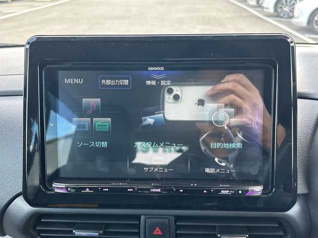 三菱 デリカミニ T プレミアム 佐賀県 2023(令5)年 2.3万km Ｄグリーン 社外9インチナビゲーション/マイパイロット/マルチアラウンドモニター/ステアリングヒーター/前席シートヒーター/デジタルインナーミラー/両側パワースライドドア/パドルシフト/社外ドライブレコーダー前後/ヒルディセントコントロール/助手席側電動スライドドア/衝突被害軽減ブレーキシステム/車線逸脱警報システム/車線維持支援機能/LEDヘッドライト/フォグランプ/純正15インチアルミホイール/スマートキー/スペアキー×１