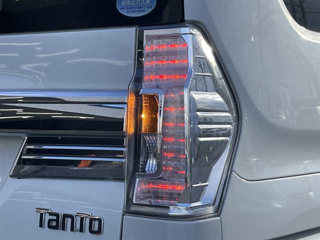 ダイハツ タント カスタム RS SA 熊本県 2014(平26)年 6.9万km パールホワイトⅢ (株)IDOMが運営する【じしゃロン熊本店】の自社ローン専用車両になりますこちらは現金またはオートローンご利用時の価格です。自社ローンご希望の方は別途その旨お申付け下さい/純正ナビ　/Ｂカメラ　/フルセグテレビ/CD/DVD/Bluetooth接続/両側パワースライドドア　/ＥＴＣ　/アイドリングストップ　/ＬＥＤヘッドライト　/プッシュスタート　/スマートキー
