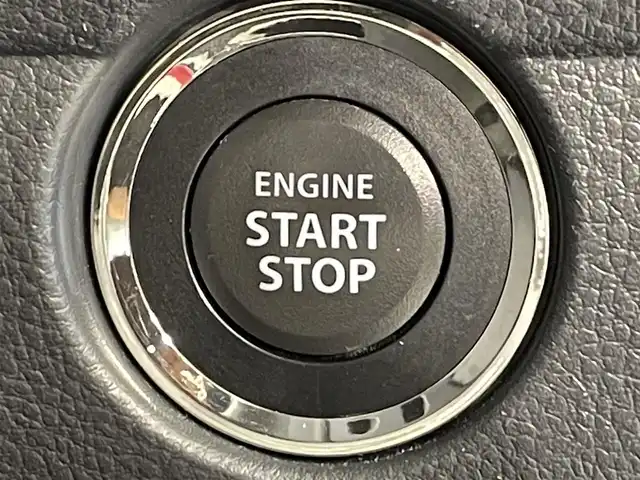 スズキ ハスラー J 愛知県 2019(平31)年 2.5万km フェニックスレッドパール/ブルーイッシュブラックパール ＳＤナビ　/(Bluetooth/フルセグTV/CD・DVD再生)/衝突軽減ブレーキ　/シートヒーター　/ビルトインＥＴＣ　/ＬＥＤヘッドライト　/ドライブレコーダー　/車線逸脱警報　/ＬＥＤフォグランプ　/アイドリングストップ　/純正フロアマット　/純正15インチアルミホイール/プッシュスタート/　　-スマートキー
