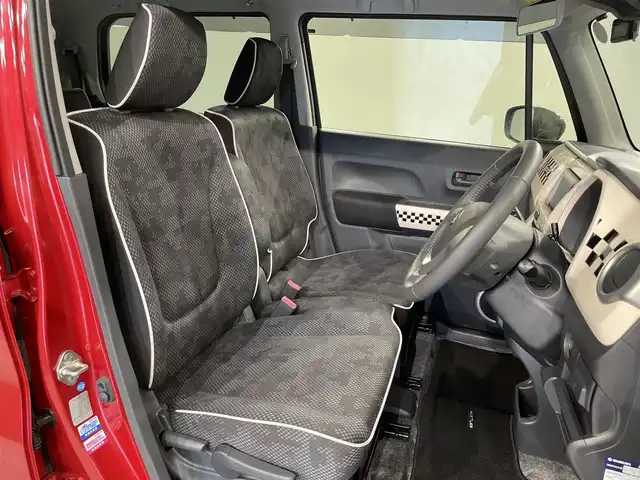 スズキ ハスラー J 愛知県 2019(平31)年 2.5万km フェニックスレッドパール/ブルーイッシュブラックパール ＳＤナビ　/(Bluetooth/フルセグTV/CD・DVD再生)/衝突軽減ブレーキ　/シートヒーター　/ビルトインＥＴＣ　/ＬＥＤヘッドライト　/ドライブレコーダー　/車線逸脱警報　/ＬＥＤフォグランプ　/アイドリングストップ　/純正フロアマット　/純正15インチアルミホイール/プッシュスタート/　　-スマートキー