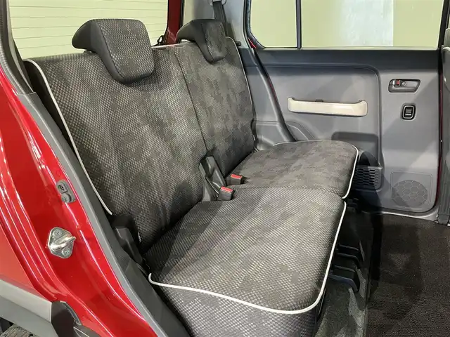 スズキ ハスラー J 愛知県 2019(平31)年 2.5万km フェニックスレッドパール/ブルーイッシュブラックパール ＳＤナビ　/(Bluetooth/フルセグTV/CD・DVD再生)/衝突軽減ブレーキ　/シートヒーター　/ビルトインＥＴＣ　/ＬＥＤヘッドライト　/ドライブレコーダー　/車線逸脱警報　/ＬＥＤフォグランプ　/アイドリングストップ　/純正フロアマット　/純正15インチアルミホイール/プッシュスタート/　　-スマートキー