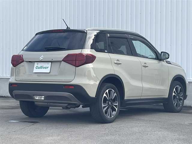スズキ エスクード 1．4 ターボ 愛媛県 2020(令2)年 4.7万km サバンナアイボリーメタリック/ブラック 2トーンルーフ Panasonicナビ　/AM/FM/CD/DVD/BT/フルセグTV　/バックカメラ　/アダプティブクルーズコントロール　/ルーフレール　/衝突被害軽減装置　/車線逸脱防止装置　/ダウンヒルアシストコントロール/ブラインドスポットモニター/パドルシフト/ステアリングリモコン/ヒートミラー/シガーソケット/ISOFIX/LEDヘッドライト/フォグランプ/現状サマー(純正AW)(215/55/R17)