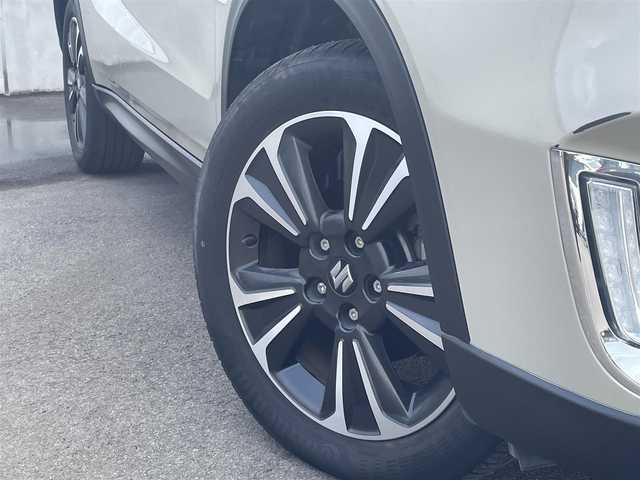 スズキ エスクード 1．4 ターボ 愛媛県 2020(令2)年 4.7万km サバンナアイボリーメタリック/ブラック 2トーンルーフ Panasonicナビ　/AM/FM/CD/DVD/BT/フルセグTV　/バックカメラ　/アダプティブクルーズコントロール　/ルーフレール　/衝突被害軽減装置　/車線逸脱防止装置　/ダウンヒルアシストコントロール/ブラインドスポットモニター/パドルシフト/ステアリングリモコン/ヒートミラー/シガーソケット/ISOFIX/LEDヘッドライト/フォグランプ/現状サマー(純正AW)(215/55/R17)