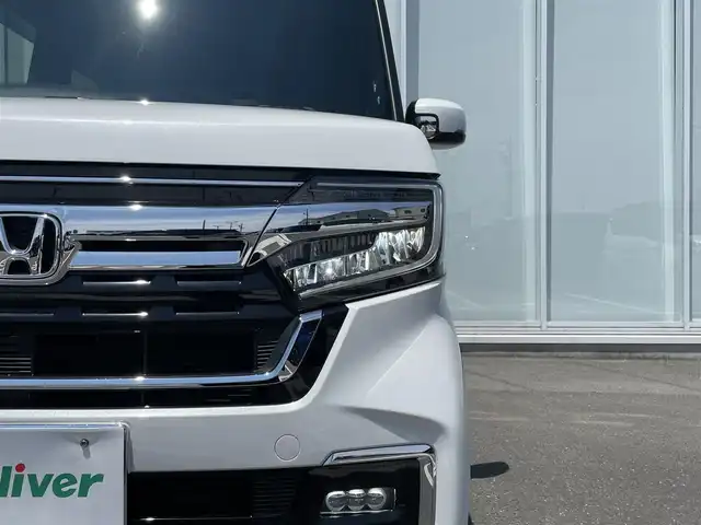 ホンダ Ｎ ＢＯＸ カスタム L 神奈川県 2023(令5)年 1.2万km プラチナホワイトパール 実走行11252ｋｍ/純正メモリナビ/CD/FM/AM/Bluetooth/片側パワースライドドア　/バックカメラ/ホンダセンシング/レーンキープアシスト/衝突被害軽減システム/クルーズコントロール　/ドライブレコーダー/LEDヘッドライト/フォグ/ステアリングスイッチ/コーナーセンサー/シートヒーター/フロアマット/ドアバイザー　/プッシュスタート/スマートキー/ETC/保証書/取説/スペアキー
