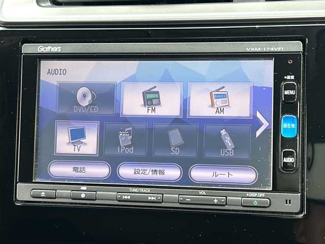 ホンダ フィット 13G Fパッケージ ファインED 石川県 2016(平28)年 6.7万km プレミアムホワイトパールⅡ フルセグテレビ/純正ナビ/バックカメラ/ビルトインETC/前後ドライブレコーダー/スマートキー/プッシュスタート/ドアバイザー/スタッドレスアルミＳＥＴ　