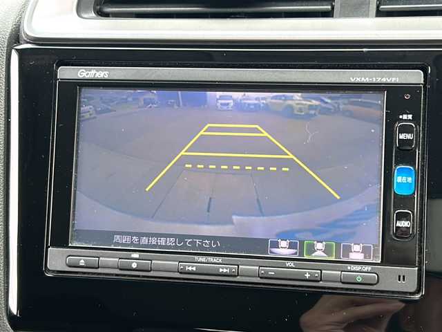 ホンダ フィット 13G Fパッケージ ファインED 石川県 2016(平28)年 6.7万km プレミアムホワイトパールⅡ フルセグテレビ/純正ナビ/バックカメラ/ビルトインETC/前後ドライブレコーダー/スマートキー/プッシュスタート/ドアバイザー/スタッドレスアルミＳＥＴ　