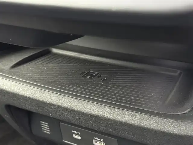 日産 セレナ e－パワー ハイウェイスター V 福岡県 2023(令5)年 3.1万km プリズムホワイト 純正１２．３型ナビ／フルセグＴＶ　/全方位カメラ　/ワイヤレス充電　/ビルトインＥＴＣ２．０　/プロパイロット　/エマージェンシーブレーキ　/レーンキープ　/ＢＳＭ　/両側電動スライドドア　/純正１６インチＡＷ　/ＬＥＤ