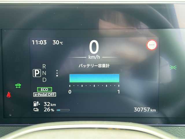 日産 サクラ G 三重県 2022(令4)年 3.1万km ホワイトパール 純正ナビ/全周囲カメラ/シートヒーター/ステアリングヒーター/ステアリングリモコン/USB・タイプC給電ポート/ハンドル支援/プロパイロット/レーダークルーズコントロール/純正フロアマット/電子パーキング/ビルトインETC2.0/電動格納ミラー/禁煙車