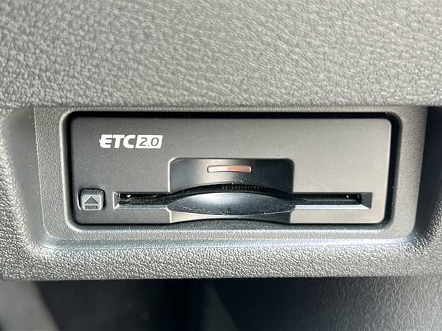 日産 サクラ G 三重県 2022(令4)年 3.1万km ホワイトパール 純正ナビ/全周囲カメラ/シートヒーター/ステアリングヒーター/ステアリングリモコン/USB・タイプC給電ポート/ハンドル支援/プロパイロット/レーダークルーズコントロール/純正フロアマット/電子パーキング/ビルトインETC2.0/電動格納ミラー/禁煙車