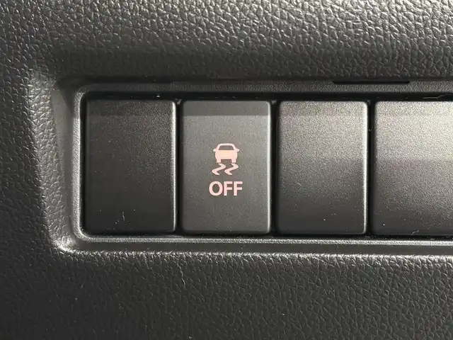 スズキ スイフト スポーツ 三重県 2017(平29)年 3.3万km ピュアホワイトP プレミアムガソリン・ターボ/FF/6F/カロッツェリア 8インチ 『楽ナビ』 AVIC-RL901ZS/（CD/DVD/MSV/SD/FM/AM/TV/Bluetooth/iPod/USB/AUX）/安全/・トラクションコントロール/・ABS（ESP付）/装備/・シートヒーター（D）/・オートエアコン/・オートライトシステム/・LEDヘッドランプ/・前後フォグランプ/・プッシュスタート/・ステアリングスイッチ/・入力用USB-Aジャックx2/・WORKアルミホイール『EMOTION T7R』 17×7.0J＋47 P.C.D.114.3-5H/・スマートキーx2/・取/ナビ取/など