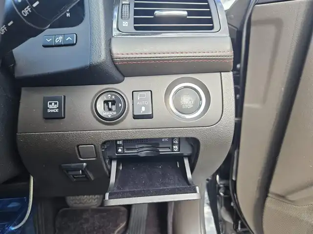 トヨタ クラウン アスリート i－Four プレミアムED 富山県 2012(平24)年 3.4万km ブラック 〇ワンオーナー/〇純正ナビ/〇フルセグTV/〇ビルトインETC/〇クルーズコントロール/〇SRSエアバッグ/〇インテリジェントAFS/〇HIDヘッドランプ/〇プラズマクラスター付オートエアコン/〇革巻きステアリングホイール/〇革スポーティシート/エアシート/〇パワーシート/シートヒーター/〇電動サンシェード/〇純正18インチアルミホイール/〇スマートエントリー/スタートシステム/〇スペアキー/〇禁煙車