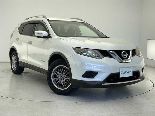 日産 エクストレイル ハイブリッド 20X エマージェンシーブレーキ 千葉県 2016(平28)年 7.3万km ブリリアントホワイトパール 純正ナビ/　CD/DVD/Bluetooth/フルセグTV/クルーズコントロール/車線逸脱警報/エマージェンシーブレーキ/クリアランスソナー/ブラインドスポットモニター/アラウンドビューモニター/パワーバックドア/ルーフレール/防水シート/前席シートヒーター/ヒーテッドミラー/ダウンヒルアシスト/ETC/LEDヘッドライト/４WD/フロアマット/ドアバイザー