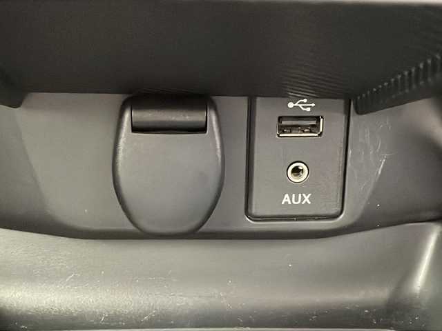 日産 エクストレイル ハイブリッド 20X エマージェンシーブレーキ 千葉県 2016(平28)年 7.3万km ブリリアントホワイトパール 純正ナビ/　CD/DVD/Bluetooth/フルセグTV/クルーズコントロール/車線逸脱警報/エマージェンシーブレーキ/クリアランスソナー/ブラインドスポットモニター/アラウンドビューモニター/パワーバックドア/ルーフレール/防水シート/前席シートヒーター/ヒーテッドミラー/ダウンヒルアシスト/ETC/LEDヘッドライト/４WD/フロアマット/ドアバイザー