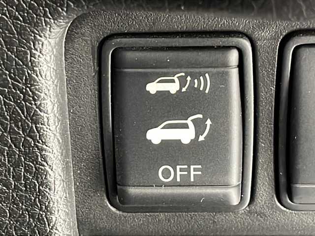 日産 エクストレイル ハイブリッド 20X エマージェンシーブレーキ 千葉県 2016(平28)年 7.3万km ブリリアントホワイトパール 純正ナビ/　CD/DVD/Bluetooth/フルセグTV/クルーズコントロール/車線逸脱警報/エマージェンシーブレーキ/クリアランスソナー/ブラインドスポットモニター/アラウンドビューモニター/パワーバックドア/ルーフレール/防水シート/前席シートヒーター/ヒーテッドミラー/ダウンヒルアシスト/ETC/LEDヘッドライト/４WD/フロアマット/ドアバイザー