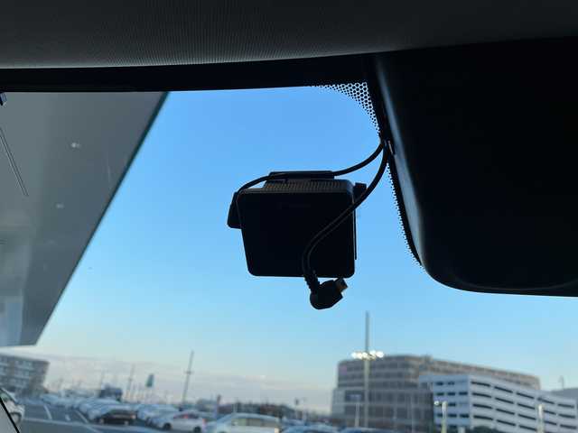 三菱 アウトランダー ＰＨＥＶ G 愛知県 2018(平30)年 1.5万km クォーツブラウンメタリック SDナビ/全方位カメラ/インテリジェントミラー/ドライブレコーダー/ブラインドスポットモニター/レーダークルーズコントロール/コーナーセンサー/オートマチックハイビーム/パドルシフト/ステアリングヒーター/シートヒーター/パワーシート/LEDヘッドライト/純正アルミホイール/電動リアゲート/衝突軽減システム/ステアリングスイッチ/スマートキー/プッシュスタート