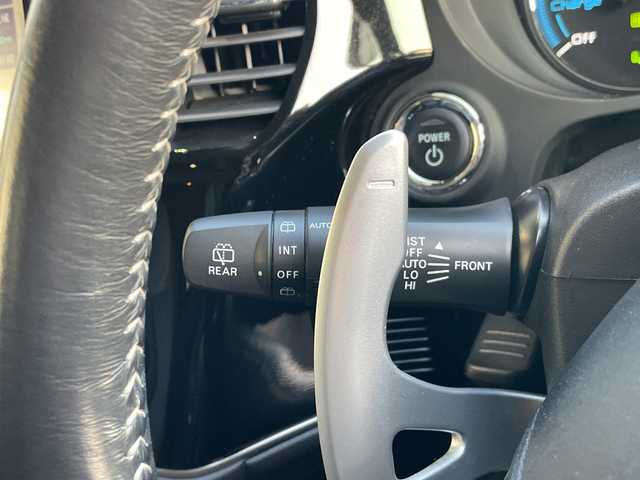 三菱 アウトランダー ＰＨＥＶ G 愛知県 2018(平30)年 1.5万km クォーツブラウンメタリック SDナビ/全方位カメラ/インテリジェントミラー/ドライブレコーダー/ブラインドスポットモニター/レーダークルーズコントロール/コーナーセンサー/オートマチックハイビーム/パドルシフト/ステアリングヒーター/シートヒーター/パワーシート/LEDヘッドライト/純正アルミホイール/電動リアゲート/衝突軽減システム/ステアリングスイッチ/スマートキー/プッシュスタート