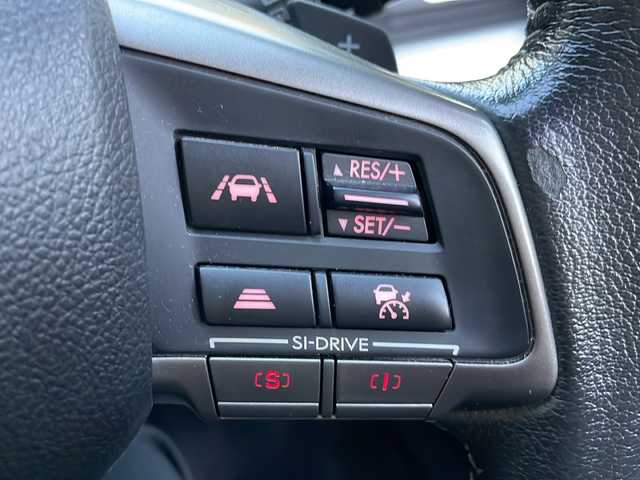 スバル インプレッサ ＸＶ 2．0i－L アイサイト 宮城県 2014(平26)年 4.6万km デザートカーキ 純正SDナビ/・AM/FM/CD/DVD/Bluetooth/・フルセグテレビ/バックカメラ/ETC/レーダークルーズコントロール/衝突軽減ブレーキ/レーンキープアシスト/ブラインドスポットモニター/アイドリングストップ/横滑り防止装置/パワーシート（D席+N席）/LEDヘッドライト/オートライト/フォグランプ/オートエアコン/プッシュスタートボタン/スマートキー×2/ステアリングリモコン/純正17インチアルミホイール/12V充電器/USBジャック/純正フロアマット/純正ドアバイザー/保証書/取扱説明書