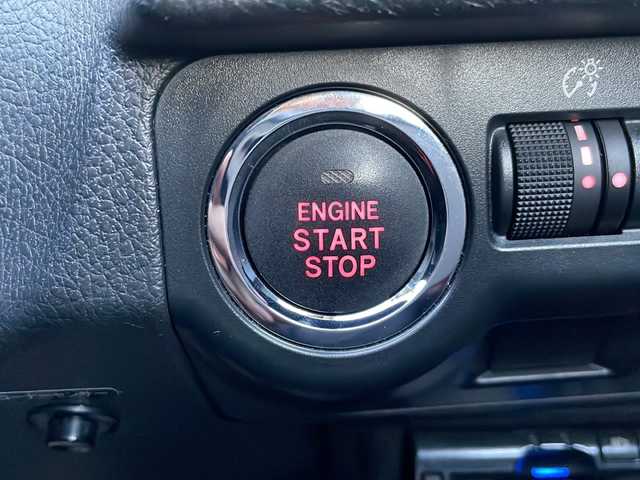 スバル インプレッサ ＸＶ 2．0i－L アイサイト 宮城県 2014(平26)年 4.6万km デザートカーキ 純正SDナビ/・AM/FM/CD/DVD/Bluetooth/・フルセグテレビ/バックカメラ/ETC/レーダークルーズコントロール/衝突軽減ブレーキ/レーンキープアシスト/ブラインドスポットモニター/アイドリングストップ/横滑り防止装置/パワーシート（D席+N席）/LEDヘッドライト/オートライト/フォグランプ/オートエアコン/プッシュスタートボタン/スマートキー×2/ステアリングリモコン/純正17インチアルミホイール/12V充電器/USBジャック/純正フロアマット/純正ドアバイザー/保証書/取扱説明書