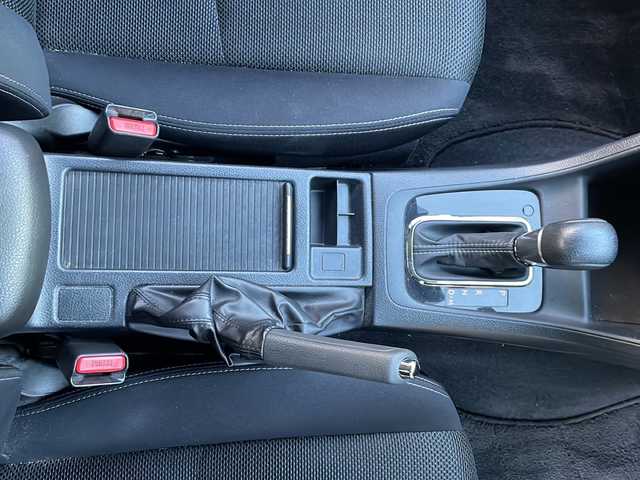 スバル インプレッサ ＸＶ 2．0i－L アイサイト 宮城県 2014(平26)年 4.6万km デザートカーキ 純正SDナビ/・AM/FM/CD/DVD/Bluetooth/・フルセグテレビ/バックカメラ/ETC/レーダークルーズコントロール/衝突軽減ブレーキ/レーンキープアシスト/ブラインドスポットモニター/アイドリングストップ/横滑り防止装置/パワーシート（D席+N席）/LEDヘッドライト/オートライト/フォグランプ/オートエアコン/プッシュスタートボタン/スマートキー×2/ステアリングリモコン/純正17インチアルミホイール/12V充電器/USBジャック/純正フロアマット/純正ドアバイザー/保証書/取扱説明書