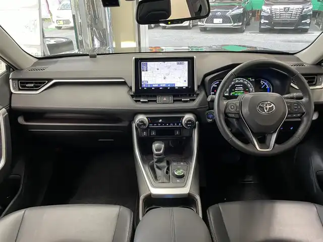 トヨタ ＲＡＶ４ ハイブリットG 東京都 2019(令1)年 2.4万km グレーメタリック ○革シート/○純正メモリーナビ/　CD・DVD・BT・フルセグ/○バックカメラ/○ETC/○ドライブレコーダー/○ACC/○BSM/○LKA/○ステアリングヒーター/○ステアリングスイッチ/○オートハイビームアシスト/○革巻きステアリング/○パワーバックドア/○フロアマット/○ドアバイザー/○シートヒーター/○パワーシート/○社外ルーフキャリア/○社外サイドステップ/○保証書/○取扱説明書/○スペアキー