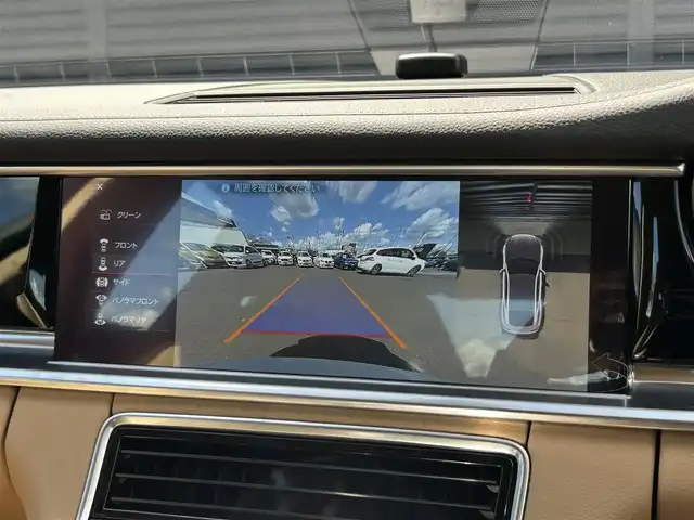 ポルシェ パナメーラ 茨城県 2019(令1)年 5.1万km 白 ワンオーナー　/ソフトクローズドア　/ＰＡＳＭ　/３６０度カメラ　/衝突軽減Ｂ　/ＡＣＣ　/ＬＫＡ　/ポルシェエントリーＤ　/ベージュ革　/シートヒーター　/Ｍ付ＰＷシート　/ＰＷテールゲート　/ナビ　/ＢＴ　/ＬＥＤ　/ＥＴＣ