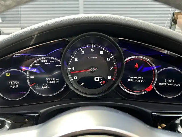 ポルシェ パナメーラ 茨城県 2019(令1)年 5.1万km 白 ワンオーナー　/ソフトクローズドア　/ＰＡＳＭ　/３６０度カメラ　/衝突軽減Ｂ　/ＡＣＣ　/ＬＫＡ　/ポルシェエントリーＤ　/ベージュ革　/シートヒーター　/Ｍ付ＰＷシート　/ＰＷテールゲート　/ナビ　/ＢＴ　/ＬＥＤ　/ＥＴＣ