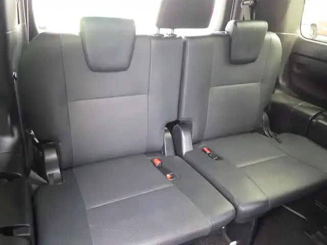 トヨタ エスクァイア Gi 千葉県 2018(平30)年 5万km ホワイトパールクリスタルシャイン Toyota Safety Sense/・プリクラッシュセーフティ/・レーンディパーチャーアラート/・オートハイビーム/クルーズコントロール/両側パワースライドドア/純正SDナビ/地デジTV/【DVD/CD再生機能　Bluetooth接続】/バックカメラ/フリップダウンモニター（V12T-R66C）/前席シートヒーター/革巻きステアリング/ETC/LEDヘッドライト/フォグライト/ウインカーミラー/クリアランスソナー/純正15インチアルミホイル/スマートキー