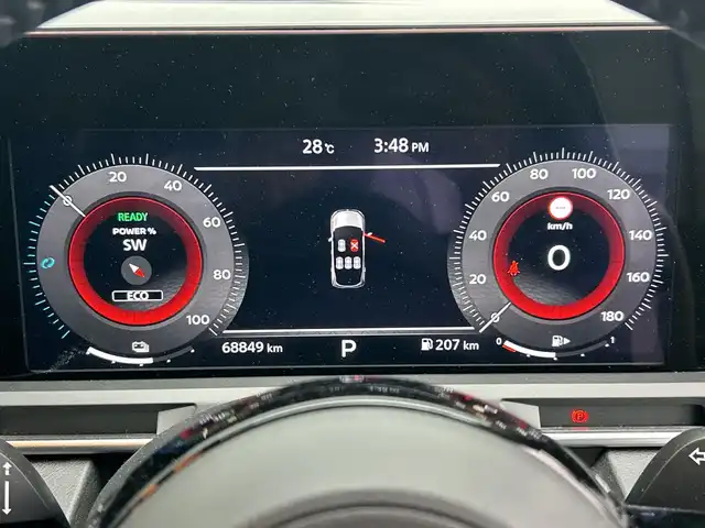 日産 オーラ G レザーエディション 和歌山県 2022(令4)年 6.9万km ピュアホワイトパール / スーパーブラック 2トーン 純正9インチナビ/（BT/AM/FM/HDMI)/AppleCarPlay/フルセグTV/全方位カメラ/衝突軽減ブレーキ/レーンキープアシスト/前後コーナーセンサー/レーダークルーズコントロール/ブラインドスポットモニター/オートライト/ビルトインETC２．０/前席シートヒーター/ステアリングヒーター/ステアリングリモコン/BOSEスピーカー/置くだけ充電/デジタルインナーミラー/LEDヘッドライト/フォグランプ/純正17インチアルミ