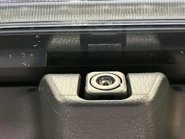 トヨタ ＲＡＶ４ アドベンチャー 東京都 2023(令5)年 3.1万km アティチュードブラックマイカ 10.5インチコネクテッドナビ/・地上デジタルテレビ/・USB入力/・AppleCarPlay/AndroidAuto/・ETC20/・DCM/・Bモニター/・デジタルインナーミラー/トヨタセイフティセンス/・プリクラッスュセーフティ/・レーダークルーズコントロール/・ロードサインアシスト/・ドライバー異常時対応システム/・横断歩行者検知機能/・緊急時操舵支援/・レーントレーシングアシストボート/・オートマチックハイビーム/・カーブ速度抑制機能/・低速時加速抑制機能/レザーシート・シートメモリー・電動シート（運転席）/・シートヒーター/パワーバックドア/LEDヘッドライト/HOLD/スポーツモード/スマートキー/カーテンエアバック/ISOFIX/4WD/純正ルーフレール/純正アルミホイール19インチ/純正フロアマット/メーカー保証書/点検整備記録簿R6・7年