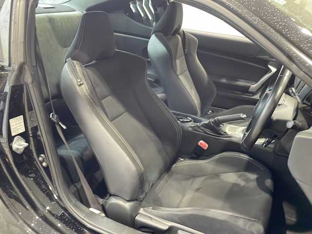 トヨタ ８６ GT 佐賀県 2019(令1)年 6.1万km クリスタルブラックシリカ 社外ナビMDV-D706BTW/フルセグTVBluetoothDVDUSB/バックカメラ/ETC/前後ドラレコ/クルーズコントロール/LEDヘッドライト/社外テールランプ/純正テールランプ積込み/BLITZサクションキット/BLITZタワーバー/コーナーセンサー/純正１７インチAW/スマートキー×2/プッシュスタート