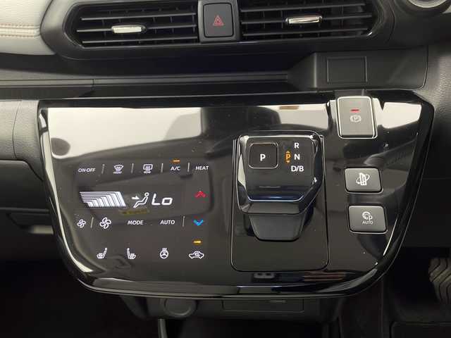 三菱 ｅＫクロス ＥＶ P 千葉県 2022(令4)年 2.2万km 茶Ⅱ 全方位カメラ/レーダークルーズコントロール/コーナーセンサー前後/レーンキープアシスト/衝突軽減ブレーキ/自動駐車システム/純正ナビ/　AppleCarplaｙ/AndroidAuto/　Bluetooth/フルセグTV//ビルトインETC2.0/デジタルインナーミラー/ステアリングヒーター/ハーフレザーシート/シートヒーター（D/N席）