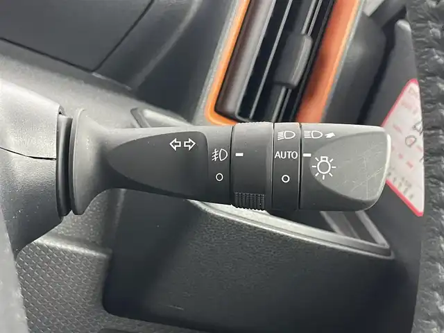 ダイハツ タント ファンクロスターボ 埼玉県 2024(令6)年 0.9万km レイクブルーメタリック スマートアシスト　純正ナビ　バックカメラ　ビルトインＥＴＣ　ドライブレコーダー　シートヒーター　純正アルミホイール　両側パワースライドドア　ブレーキホールド　オートハイビーム　ＬＥＤライト　地デジ